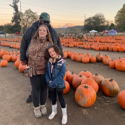 mamatrose_'s profile picture. 