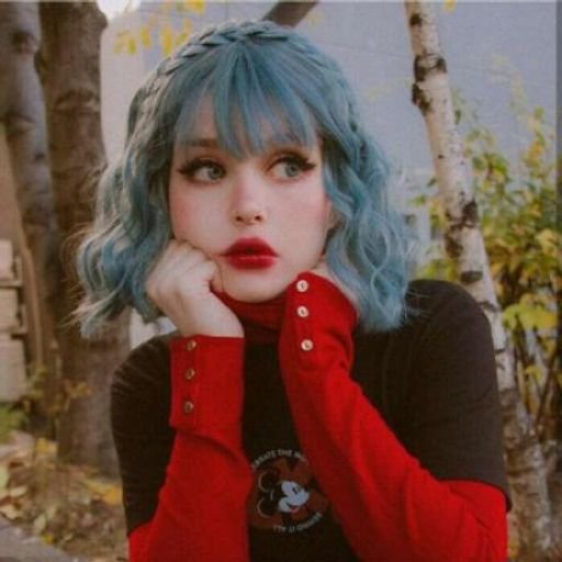 Shineigh142769's profile picture. 