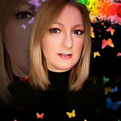 FashionistSmile's profile picture. The fashion and beauty blog created by Lina Aurora Fortunato Cignarella. With a  traffic, of approx 15.000 page views a month.