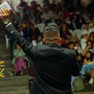 Compositor, cantautor y escritor colombiano 🇨🇴. Suscríbete a mi nuevo canal de YOU TUBE  ⏩ https://t.co/uisgb3vQi3 . Cuenta NEQUI ➡️ 3136155176.