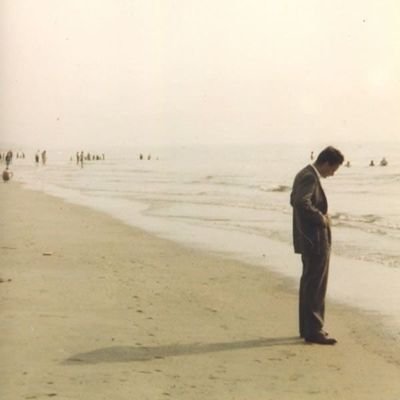 Crijo_21's profile picture. 💙❤️