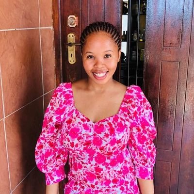 Tswana Goddess👑|Member of #MakeItHappen|Becoming a Teacher📚|