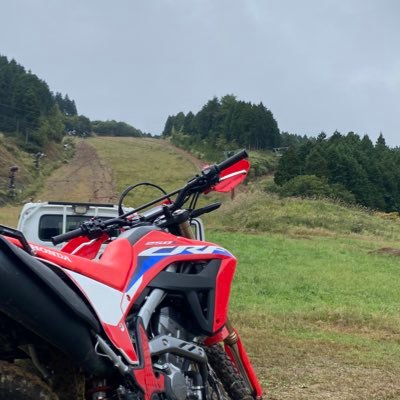 CRF250L(MD47)でレーサーをぶち抜きたい人