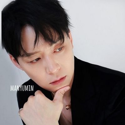 YUCHUN Love 💙
ユチョンが笑顔で穏やかで健康に幸せでいられますように ユチョン大好き　まるっと愛するよ～💙変わらず応援してる

双子座♊ O型🅾️お借りしてる写真沢山ありますYuchunのIG@ pyc6000 
X@Yuchun Japan Support Office