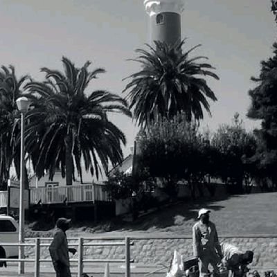 Anthropologist of masculinities, architecture, and intimacy in Namibia, at LAMC, ULB. Editor at @stimulusrespond and African Diaspora. All views are my own.
