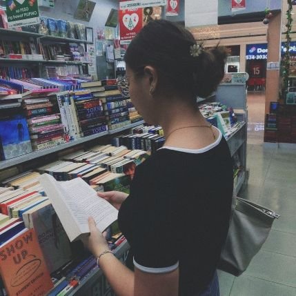 mirrahrys's profile picture. 