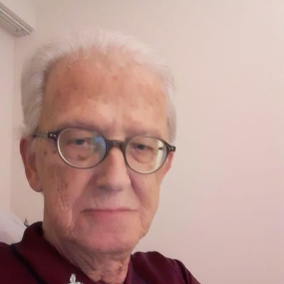 Milliyet Gazetesi ve Koç Gtupunun Bürosan şirketinde geçeö 28 yıllık bir çalışma hayatı
