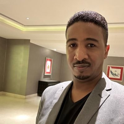، سوداني شديد جداً 🇸🇩 قد أختلف معك في الراي ولكني مستعد ان ادفع حياتي ثمنا لحقك في التعبير عن رأيك . فولتير،،