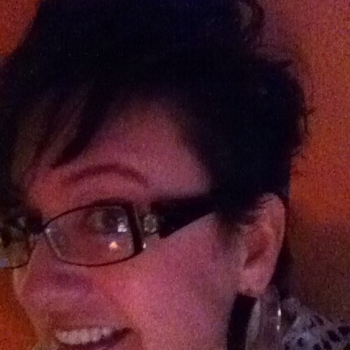 lynndcole's profile picture. 