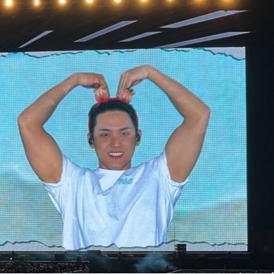 Weerada22077300's profile picture. seventeen💎