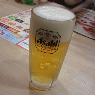 酒飲みおじいちゃんパズドラーです♪(´ε｀ ) パズドラーで普段ツイートする人なら100フォロバします。いいねは押します。リプ少なめ。リプも返すの下手だからね。いいねはくれたら喜んでます。🥰ラブラドールレトリバー♂めでてます