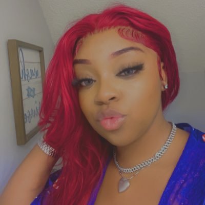 Ebony hottie posting selfie’s and taking life as a joke. Slut for tacos. ♋️🪬 ig;Phattythedoll