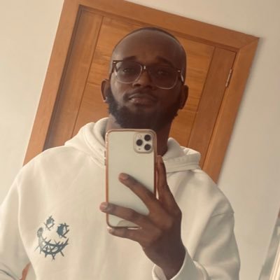 KervensElise's profile picture. ✞ 🅶🅾🅳 🅵🅸🆁🆂🆃 ✞