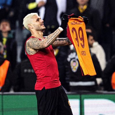 mzyblmr's profile picture. 