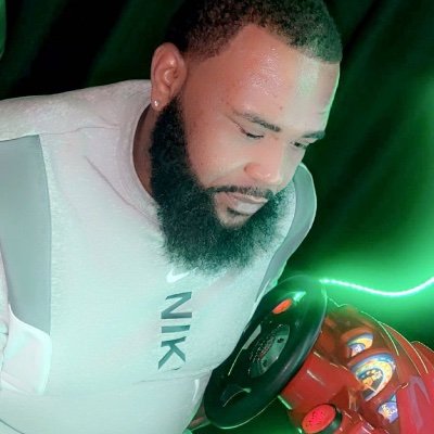 LLCool_Chubby's profile picture. 