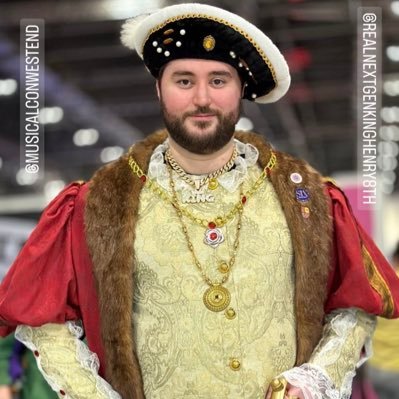 King Henry VIII Of England and Historical Roleplayer, @sixthemusical and @svnldn Superfan, Avid Cosplayer and @england Football Supporter