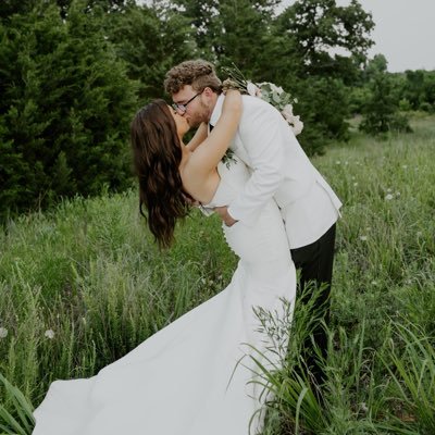 @ash_urbanski — #chiefskingdom Mac Middle football and wrestling coach. Teach a lil math too