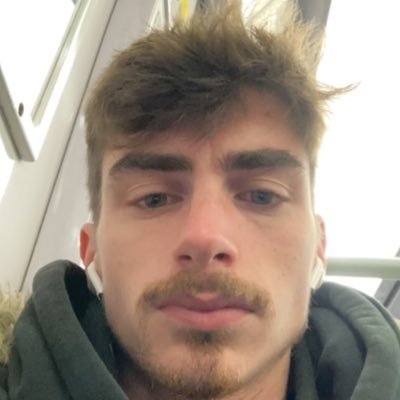 c_estmoiwsh's profile picture. childhood pics looked dumb but at least the smiles were real