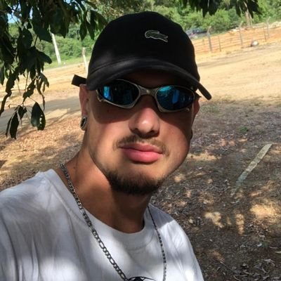 19y💥 sc🇧🇷 Vamos brindar o dia de hoje, pois amanhã só pertence a Deus.