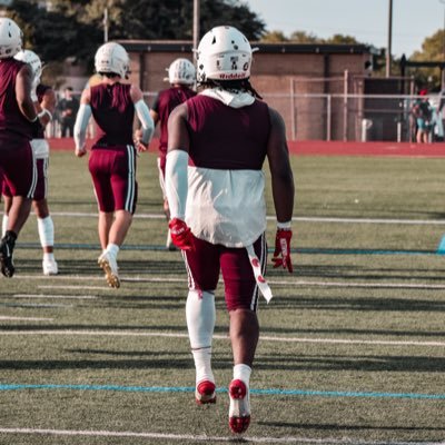 Plano senior high school |RB| height 5’11| weight 209 | squat 410| bench 260 l GPA 3.1.  jonahdaniels9@icloud.com |(469)-508-6801 | 24’