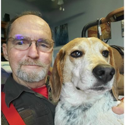 Photographer, retired trucker, atheist, believer in science. Here mostly for beagle stuff, photography and humor. Be nice or go home. Too much hate as it is.