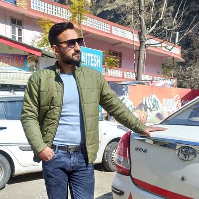 r__ch__r's profile picture. 𝑆𝑡𝑟𝑢𝑔𝑔𝑙𝑒 𝑠𝑡𝑎𝑟𝑡𝑠 𝑤ℎ𝑒𝑛 𝑦𝑜𝑢 𝑙𝑒𝑎𝑣𝑒 𝑦𝑜𝑢𝑟 𝑐𝑜𝑚𝑓𝑜𝑟𝑡-𝑧𝑜𝑛𝑒
 ⭕