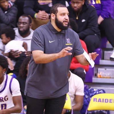 Associate Head Coach @reynhoops | 15u Head Coach @phenom_united 3SSB | #TMC 🏁