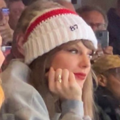 Levente/30's/INFJ/🤷♂️♏🦉 once a Delena veteran, now @taylorswift13 enthusiast hoped 2attend on The Eras Tour on August 9th Swiftie 🌾🗽🏹🕰️ fan account 😌
