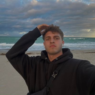 LucasFaure_'s profile picture. ig: LucasFaure_