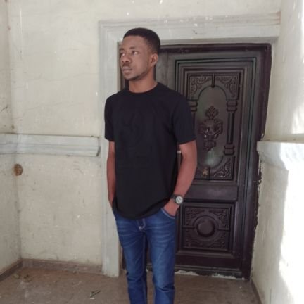 Uzobext9192's profile picture. 