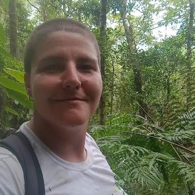 Nature lover | Ecologist | LGBTQIAPN+ |