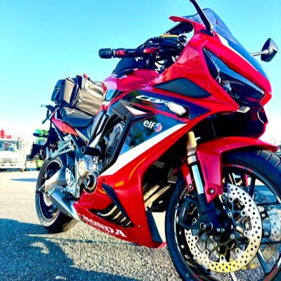 バイクビギナーの28歳。ninja250SL→ninja400→CBR650R