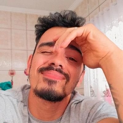 hfifnfh7651's profile picture. 🌹insta https://t.co/QdlD6WPJko
