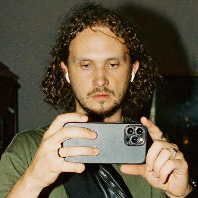 pashatre's profile picture. Pavel Trebukhin 🌎 music video director 🌍 playing in @sever_band 🌏 contact@tre.lv