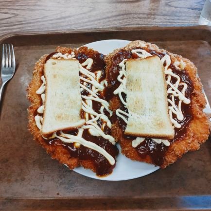 KoMaeda1002's profile picture. 