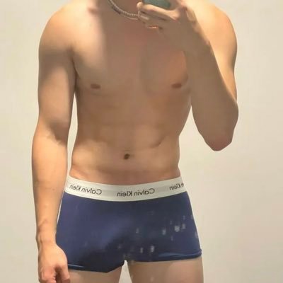 Beijing 无限上瘾少年感 虚伪世界的坏人 对「性瘾」的定义是可以尝试一切