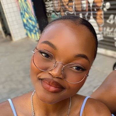🇿🇦
Begginer nail & lash tech