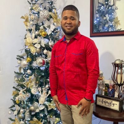 Dominicano soy 🇩🇴 
Estudiante De Contabilidad 📖
 Pasión por el Deporte 🥎🏀⚾️🥊 🤼‍♀️ 
IG: Josechinomartinez