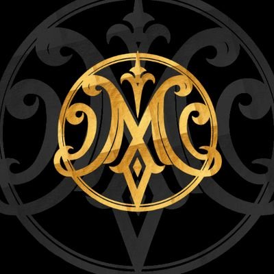 freelancer artist https://t.co/9nmV0jLNd9

Creating EXCLUSIVE brand ⚜️
logo monogam