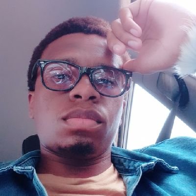 Ziki_Zikalala's profile picture. Poet & Author. ✍🏾
Love, Sincerity & Entirely Too Much Faith In Humanity. 😔 I Firmly Believe In @ManUtd Supremacy ❤