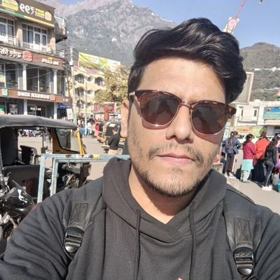 BreachingBad's profile picture. The guy who only wears black.