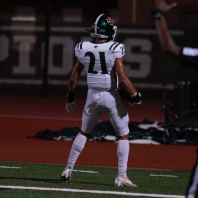 Strake Jesuit College Prep Class ‘25, Football WR/RB, Student, Athlete, SJ Track,