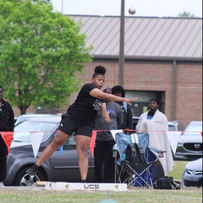 East Coweta High School c/o25 Basketball(PF,C), Flag football (WR), Track (Shotput) 3.4gpa 1 Peter 5:6-7 God First Ig: kieara_lugo (470)454-1248