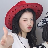 izzy (@thvvenom) 's Twitter Profile