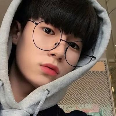 varuns77194's profile picture. 