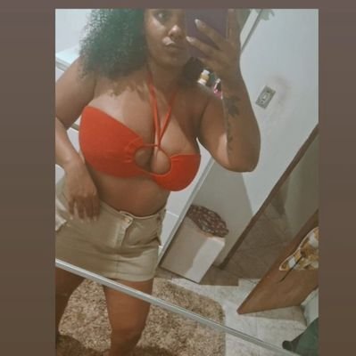 Osún alà isì asé bomì alá okan 💛🏹
Não tem amor mais valioso , não tem abraço mais confortável ..