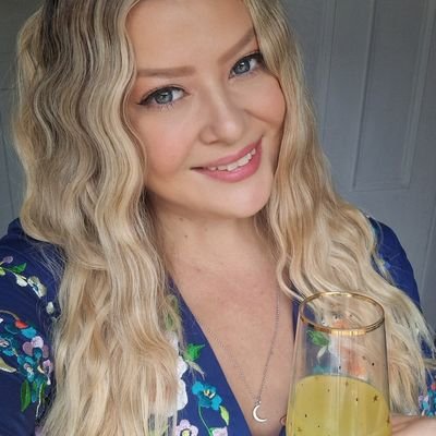 Home Interiors, Travel, Food & Lifestyle.
Milton Keynes Blogger & Influencer
https://t.co/hrNIipdCzj
victoriasvintage@live.co.uk