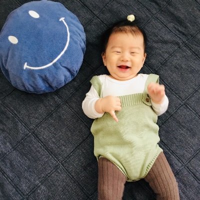 はじめまして🌜
アパレル店員やってます❣️
子育て中なので時短勤務中🌈

楽しく生きてます🎵
のんびりと☀️

アプリゲーム🕹
株や仮想通貨、勉強中
投資もかじり中