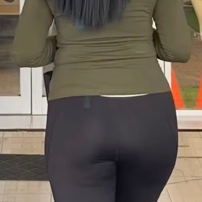 aku pecinta cewek2 pake legging..🤤🤤