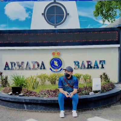cinta itu indah di saat ade yg sudi menjaganya dgn baik😌😛ig:aidinRosli fb:aidin Rosli